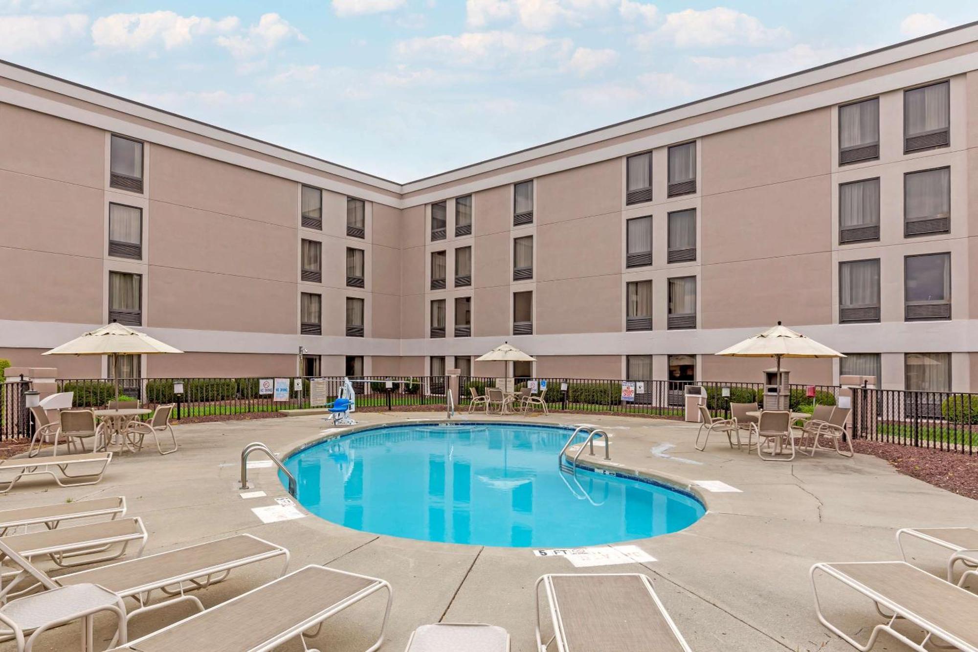 Comfort Inn University Durham - Chapel Hill Eksteriør bilde